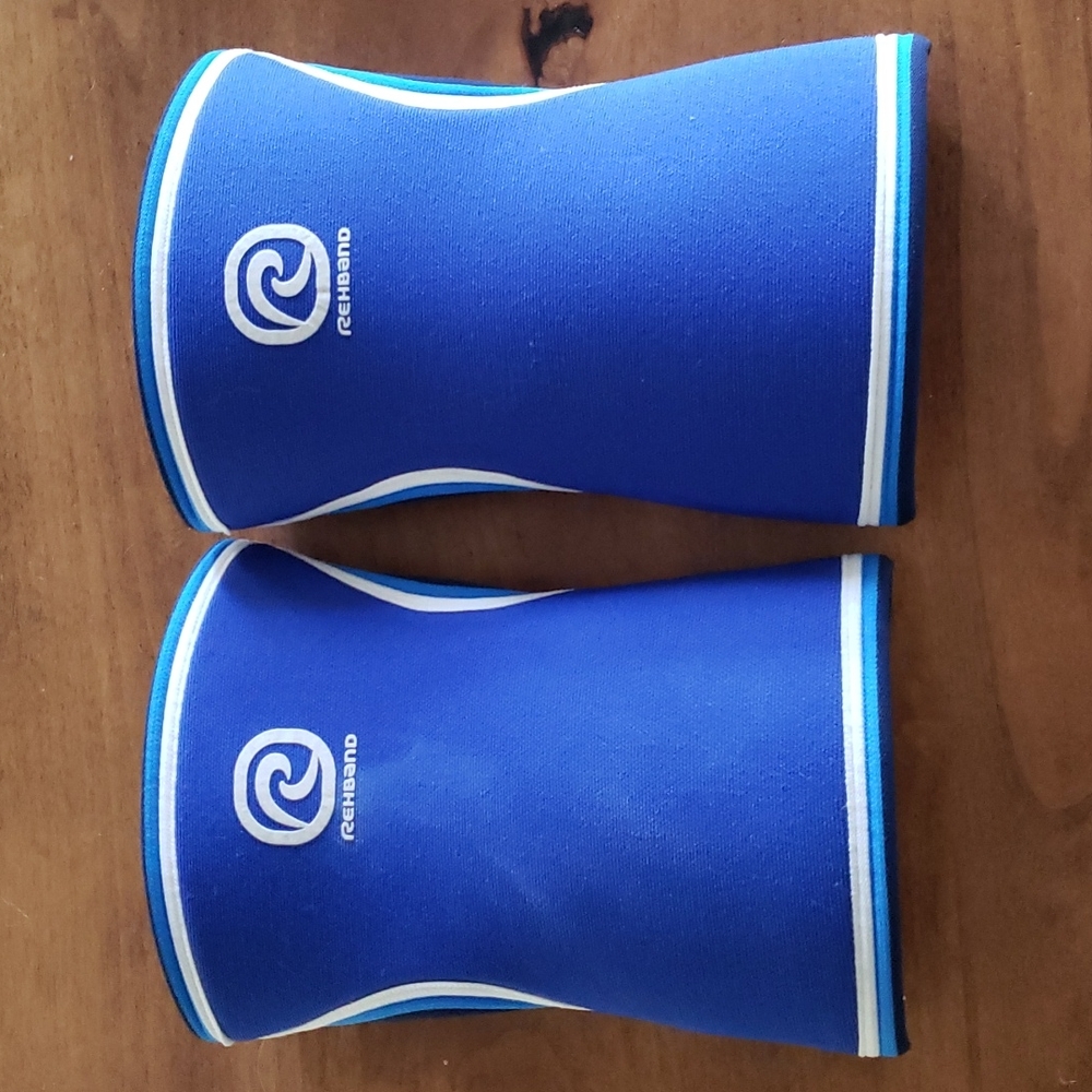 Rehband 7mm knee sleeves